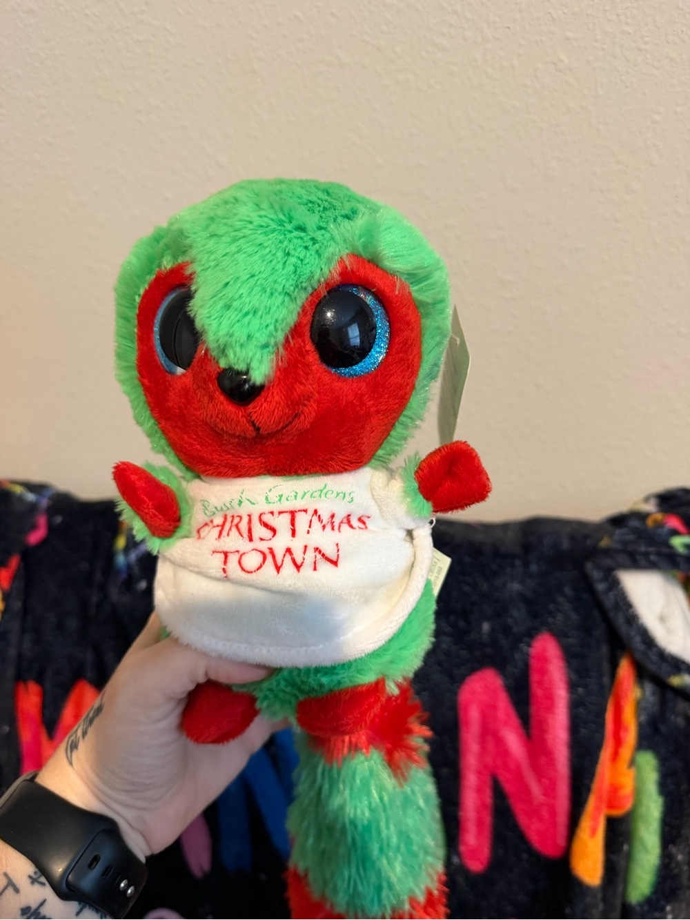 Plush Holiday Lemur Toy - Green and Red Christmas Town